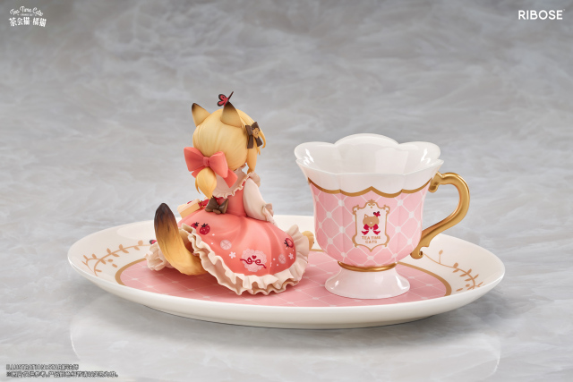 RIBOSE Original Tea Time Cats Orange Cat Figure