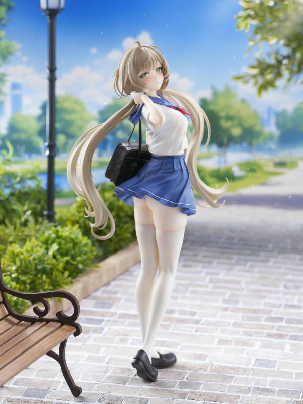 KoiKoi Sakura Momoko Uniform ver 1/6 Scale Figure (Bonus)