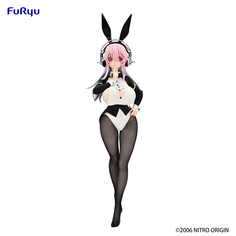 FURYU SUPER SONICO BiCute Bunnies Figure