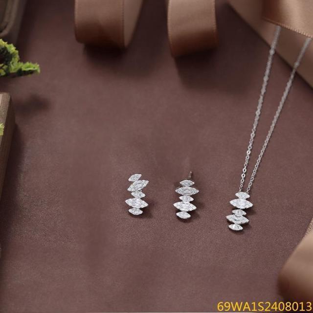 925 Sterling Silver Zircon Necklace and Earring Set