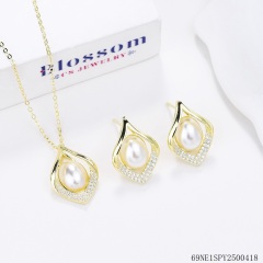 925 Sterling Silver gold plated Pearl Necklace and Earring Set