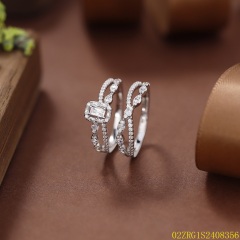 خاتم نسائي مرصع بالزركونيا الفضية