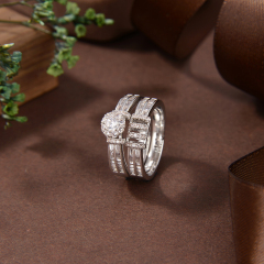 خاتم نسائي مرصع بالزركونيا الفضية