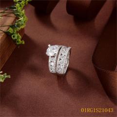 خاتم نسائي مرصع بالزركونيا الفضية