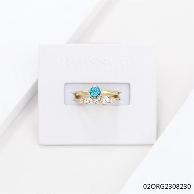 خاتم نسائي مرصع بالزركونيا الفضية