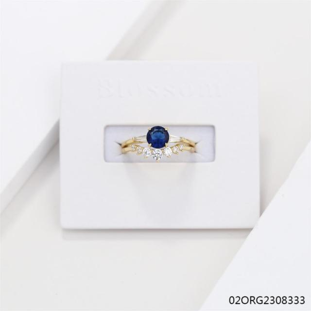 خاتم نسائي مرصع بالزركونيا الفضية