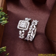 خاتم نسائي مرصع بالزركونيا الفضية