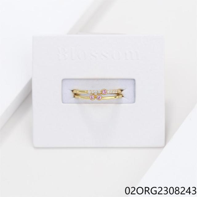 خاتم نسائي مرصع بالزركونيا الفضية