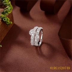 خاتم نسائي مرصع بالزركونيا الفضية