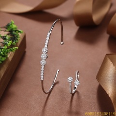 طقم سوار وخاتم زفاف فضي مرصع بالزركون