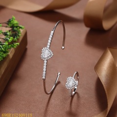 طقم سوار وخاتم زفاف فضي مرصع بالزركون