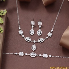 طقم مجوهرات زفاف من الفضة عيار 925 مرصع بالزركون