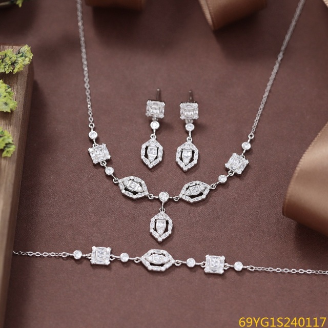 طقم مجوهرات زفاف من الفضة عيار 925 مرصع بالزركون