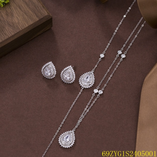 طقم مجوهرات زفاف من الفضة عيار 925 مرصع بالزركون