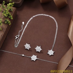 طقم مجوهرات زفاف من الفضة عيار 925 مرصع بالزركون