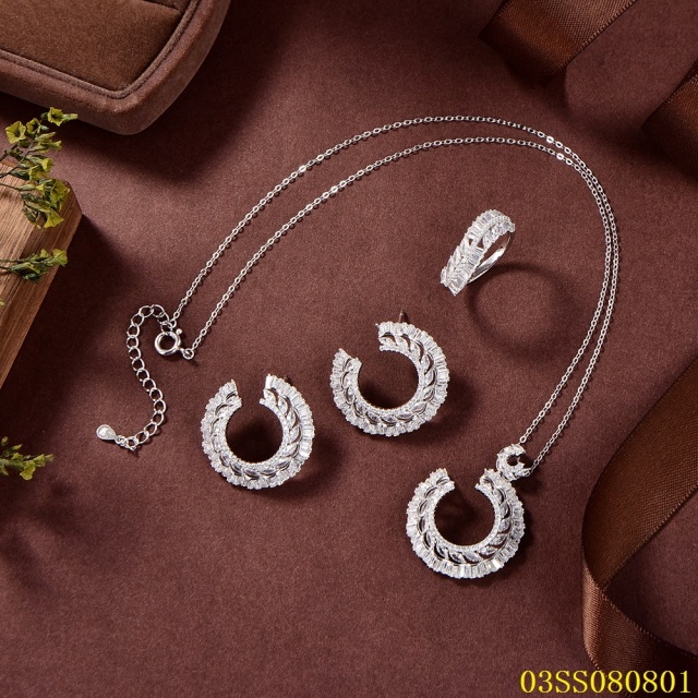 طقم مجوهرات زفاف من الفضة عيار 925 مرصع بالزركون