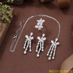 طقم مجوهرات زفاف من الفضة عيار 925 مرصع بالزركون