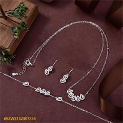 طقم مجوهرات زفاف من الفضة عيار 925 مرصع بالزركون