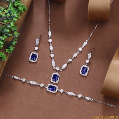 طقم مجوهرات زفاف من الفضة عيار 925 مرصع بالزركون