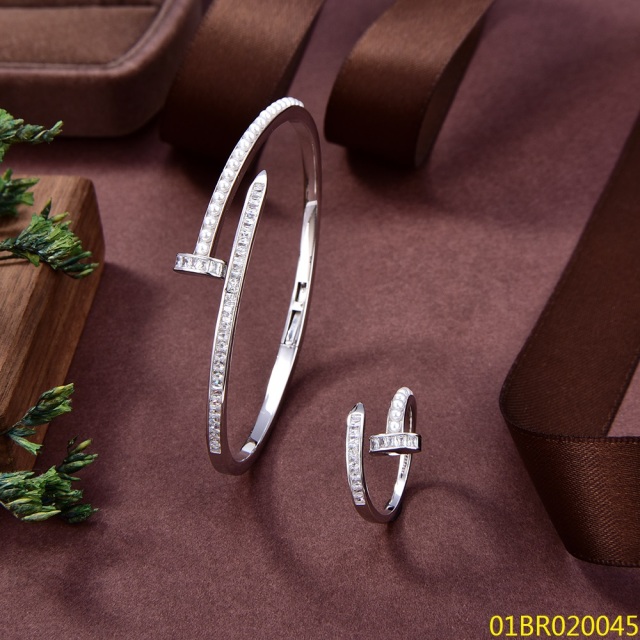 طقم سوار وخاتم فضي