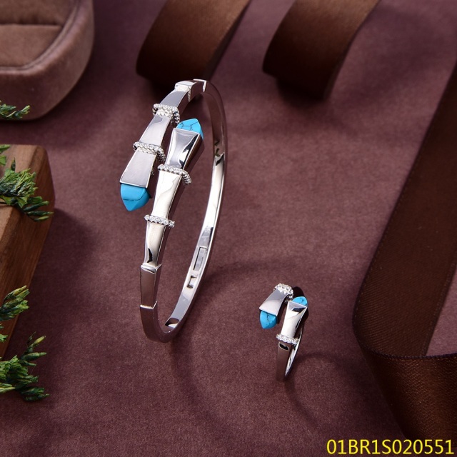 طقم سوار وخاتم فضي