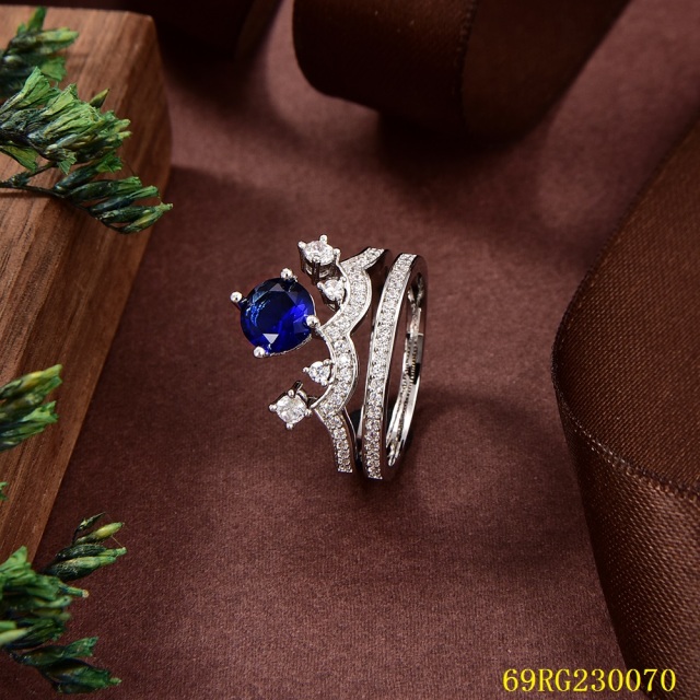 مجموعة المجوهرات الدائري