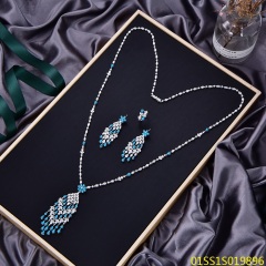 مجموعة مجوهرات قلادة طويلة