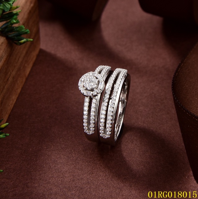 مجموعة المجوهرات الدائري