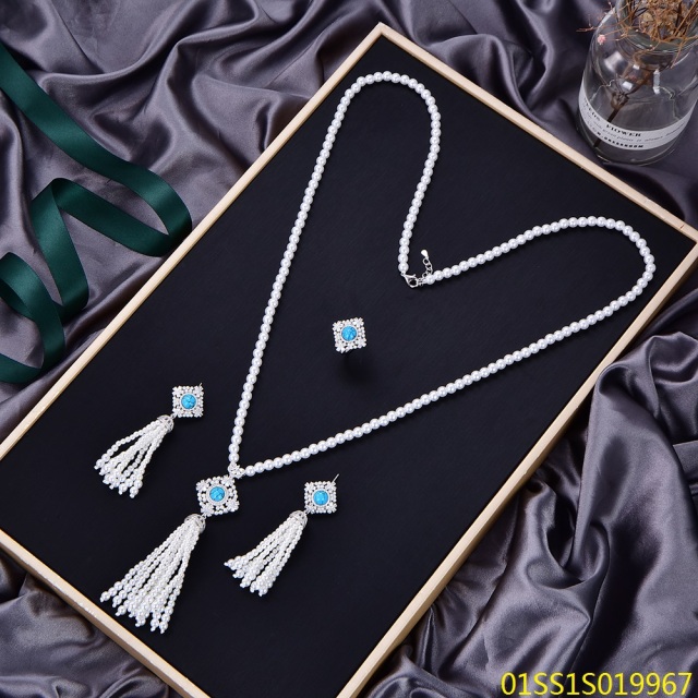 مجموعة مجوهرات قلادة طويلة