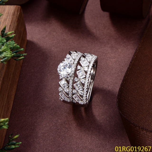 مجموعة المجوهرات الدائري