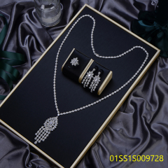 مجموعة مجوهرات قلادة طويلة راقية