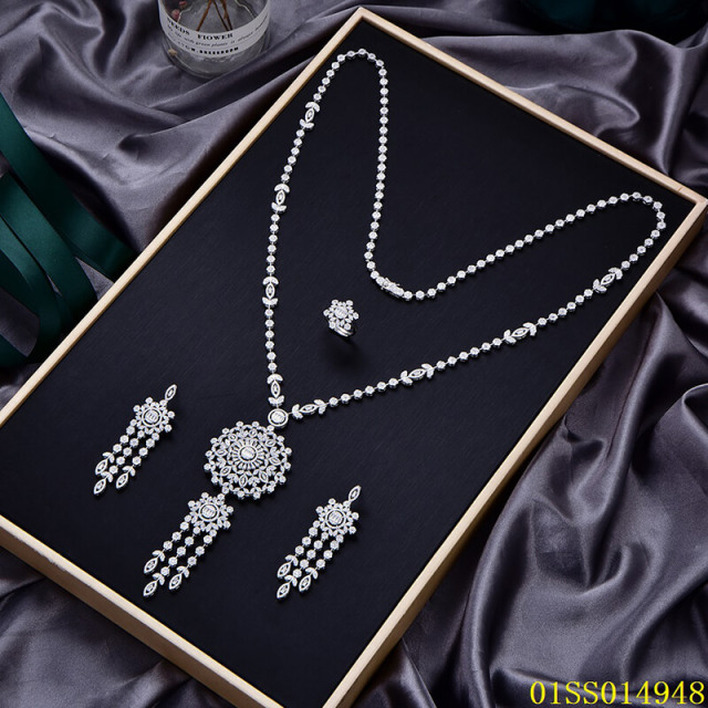 مجموعات المجوهرات الفاخرة بالجملة