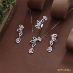 طقم قلادة من الفضة الإسترليني عيار 925 مرصعة بالزركون