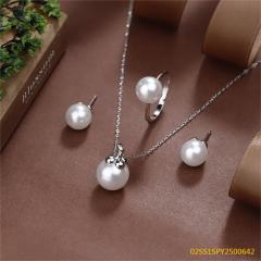 طقم عقد من الفضة الإسترليني عيار 925 مع اللؤلؤ