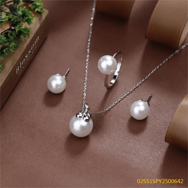 طقم عقد من الفضة الإسترليني عيار 925 مع اللؤلؤ