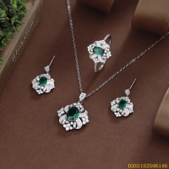 طقم قلادة من الفضة الإسترليني عيار 925 مرصعة بالزركون