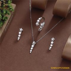 طقم عقد من الفضة الإسترليني عيار 925 مع اللؤلؤ