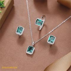 طقم قلادة من الفضة الإسترليني عيار 925 مرصعة بالزركون