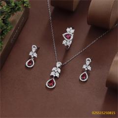 طقم قلادة من الفضة الإسترليني عيار 925 مرصعة بالزركون