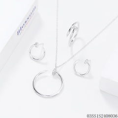 طقم قلادة من الفضة الإسترليني عيار 925 مرصعة بالزركون