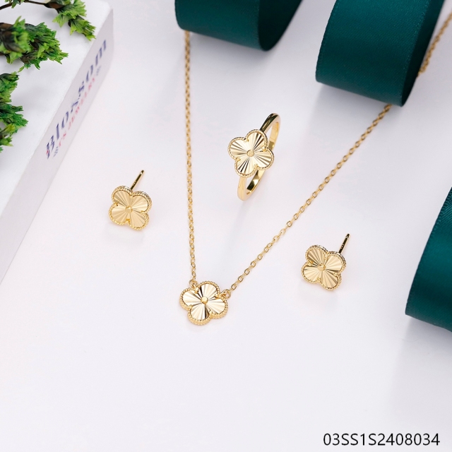 طقم قلادة من الفضة الإسترليني عيار 925 مرصعة بالزركون