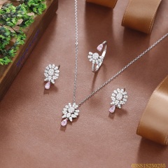 طقم قلادة من الفضة الإسترليني عيار 925 مرصعة بالزركون