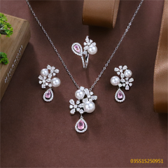 طقم قلادة من الفضة الإسترليني عيار 925 مرصعة بالزركون