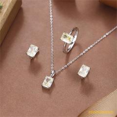 طقم قلادة من الفضة الإسترليني عيار 925 مرصعة بالزركون