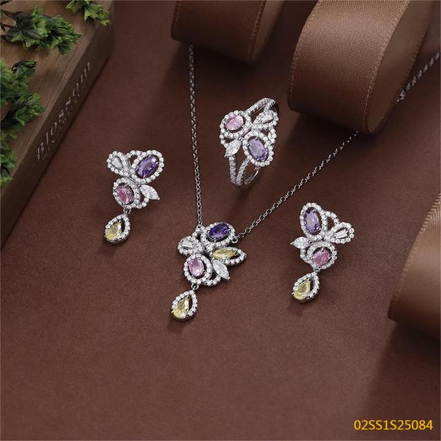 طقم قلادة من الفضة الإسترليني عيار 925 مرصعة بالزركون