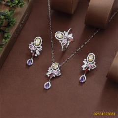 طقم قلادة من الفضة الإسترليني عيار 925 مرصعة بالزركون