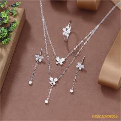 طقم قلادة من الفضة الإسترليني عيار 925 مرصعة بالزركون