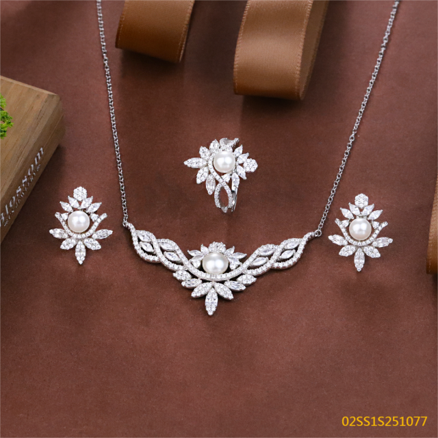 925 Sterling Silver Zircon Necklace Set
