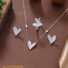 طقم قلادة من الفضة الإسترليني عيار 925 مرصعة بالزركون