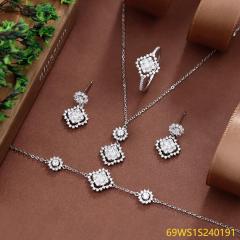 طقم مجوهرات مسائية من الفضة عيار 925 مرصع بالزركون